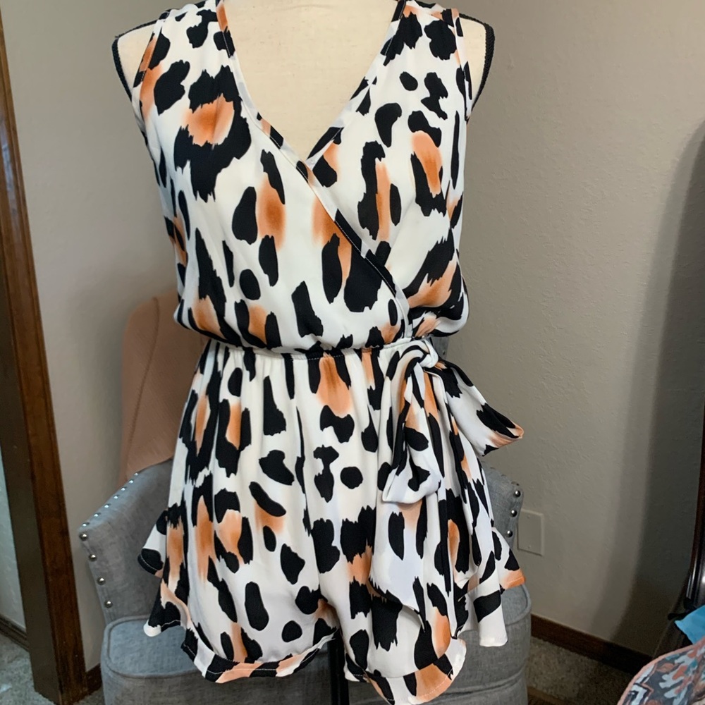 Leopard print Romper